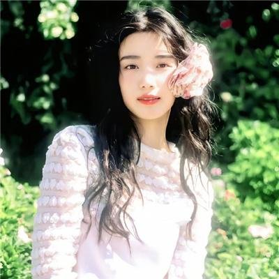 桃花映江山